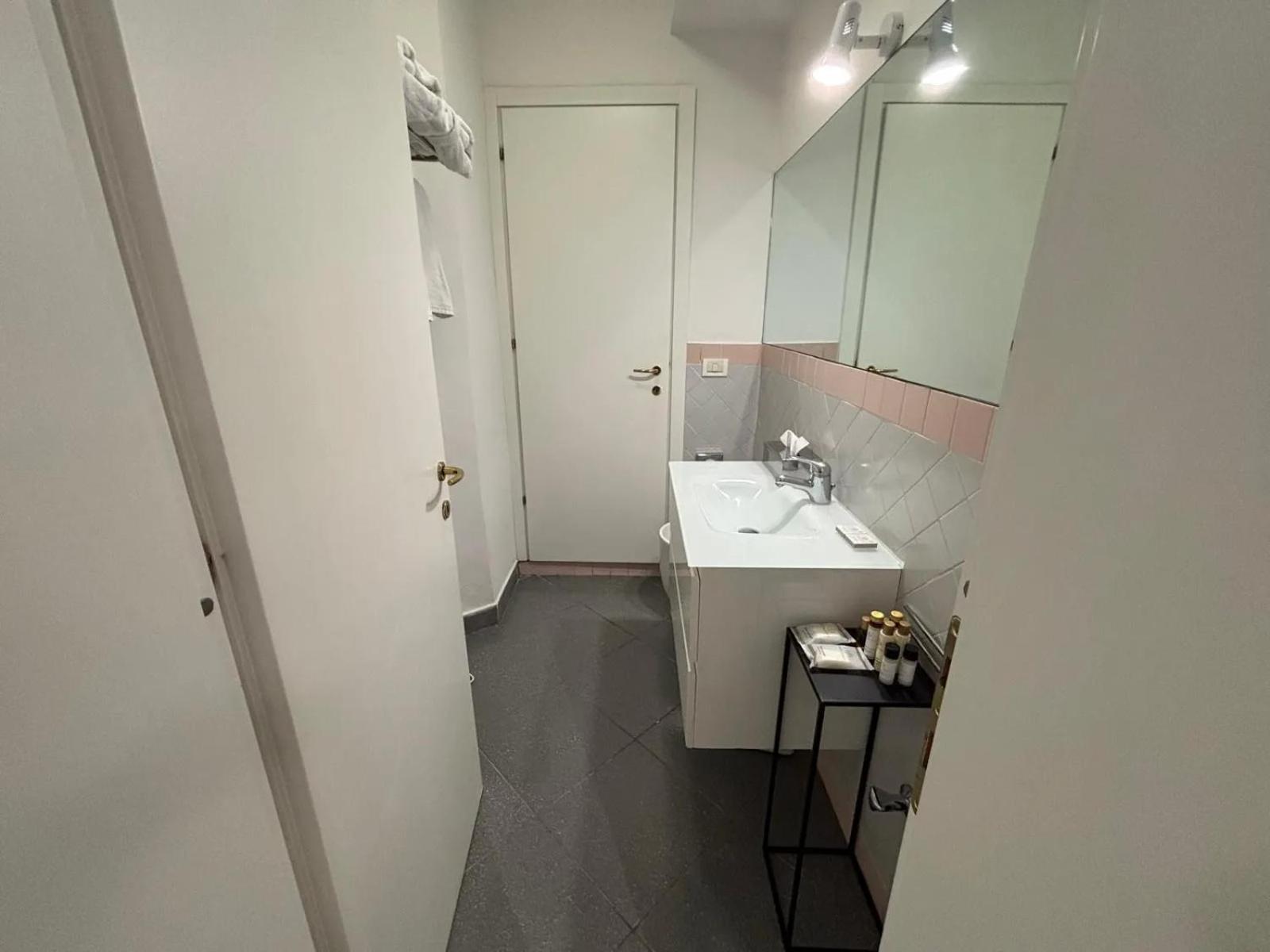 Phi Hotel Bologna Apartments Luaran gambar